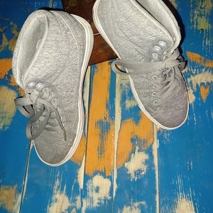 Fila hightops sz 7.5